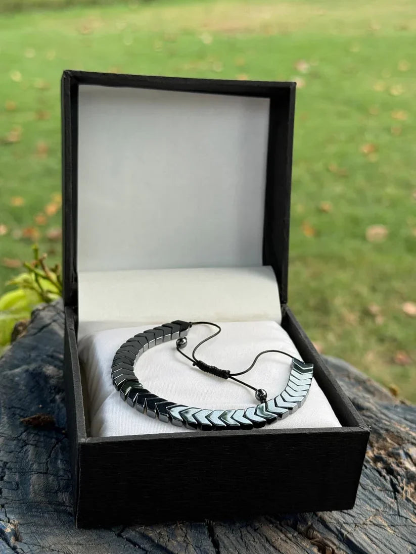 Arrow Bracelet+Free Ring Just 799!